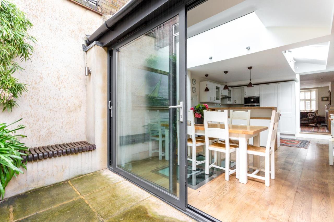 Appartamento Donne Place By Onefinestay Londra